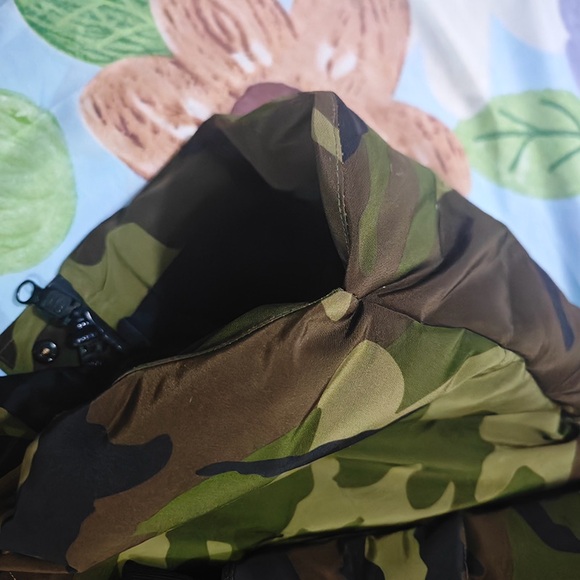 Canada Goose Camouflage Hooded Down Jacket - Picture 4 of 12